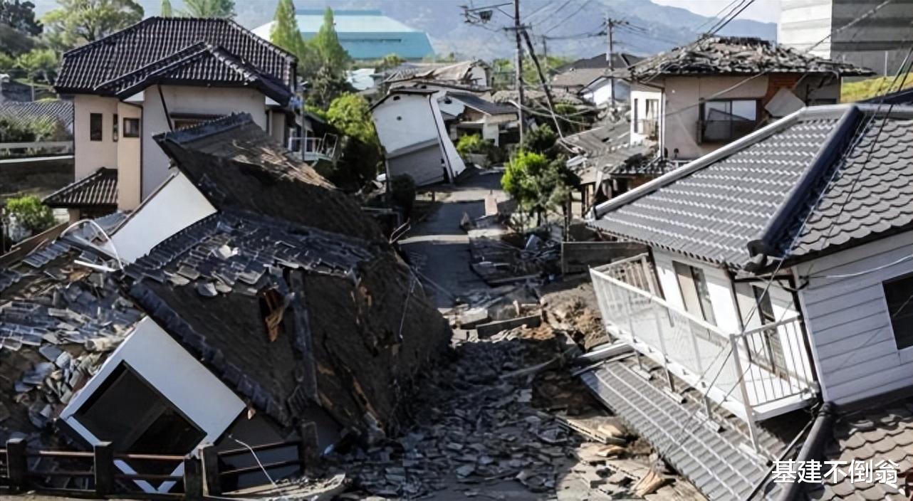 日本發(fā)生最新地震,日本最新地震下的隱藏奇跡，小巷中的特色小店探索